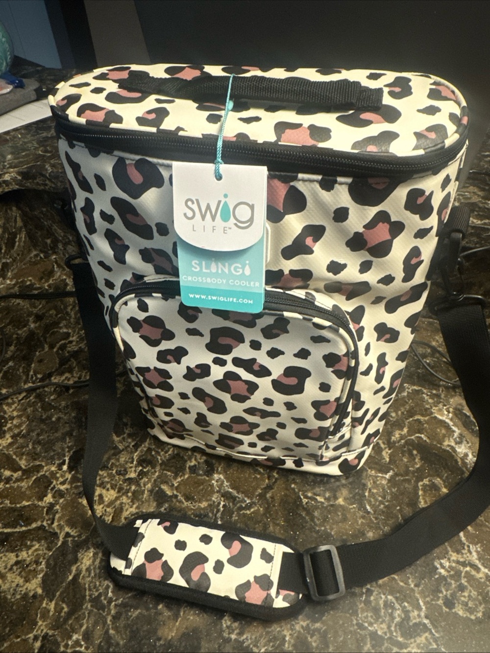 Swig Life Slng Crossbody Cooler - Leopard Print White & Pink new nwt